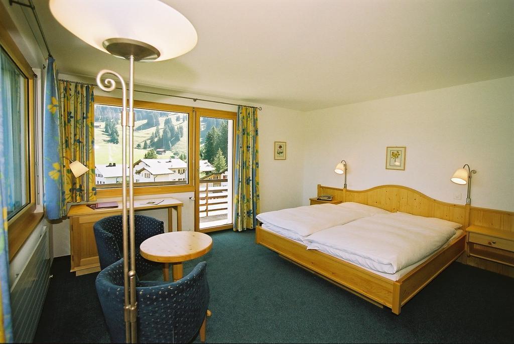 Hotel Alpina Parpan Εξωτερικό φωτογραφία